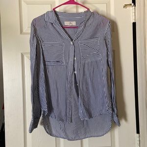 Stripe blue and white casual shirt size S